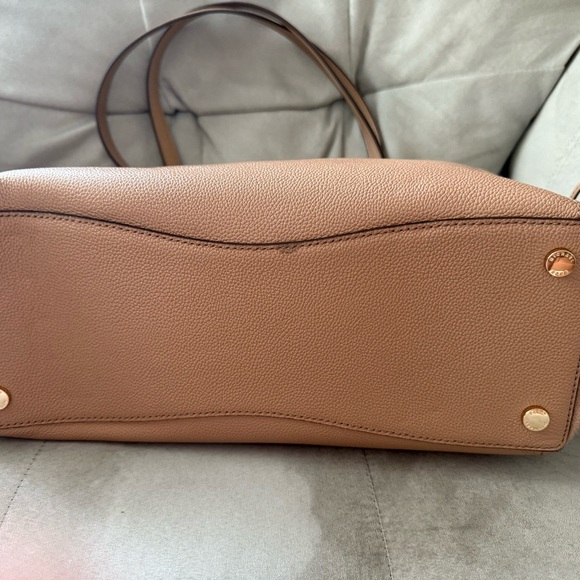 SALE🌸Michael Kors Dark Khaki Nicole Leather Tote - Picture 7 of 7